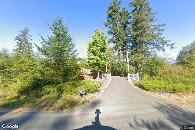 Street view of 5920 Wallace Dr, Saanich