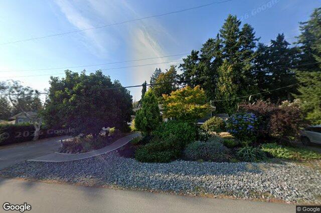 Street view of 2457 Meadowland Dr, Central Saanich