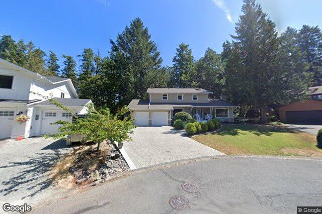 Street view of 1018 Elstree Close, Central Saanich