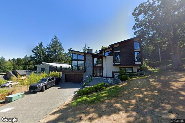 Street view of 6897 McKenna Crt, Central Saanich