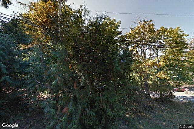 Street view of 7136 Willis Point Rd, Central Saanich