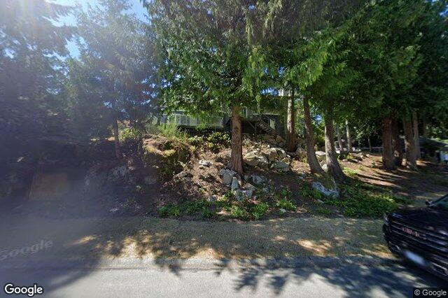 Street view of 8518 Tribune Terr, North Saanich