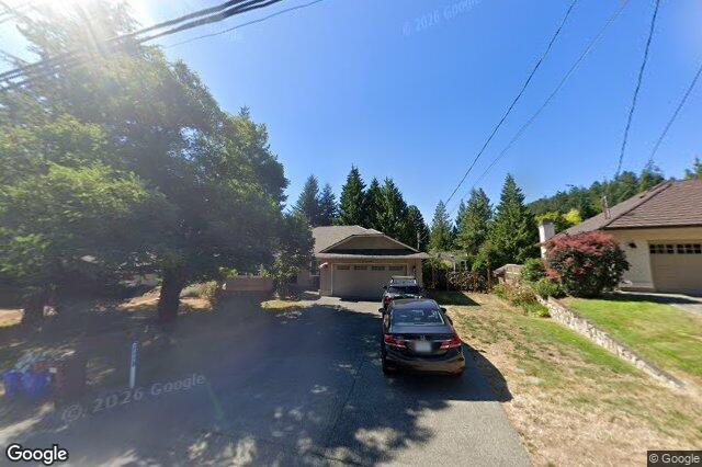 Street view of 1599 Dean Park Rd, North Saanich