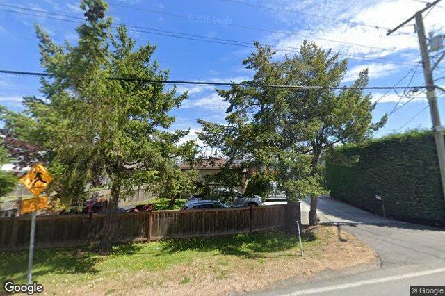Street view of 8693 Lochside Dr, North Saanich