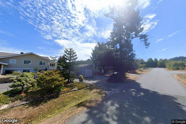 Street view of 9173 Basswood Rd, North Saanich