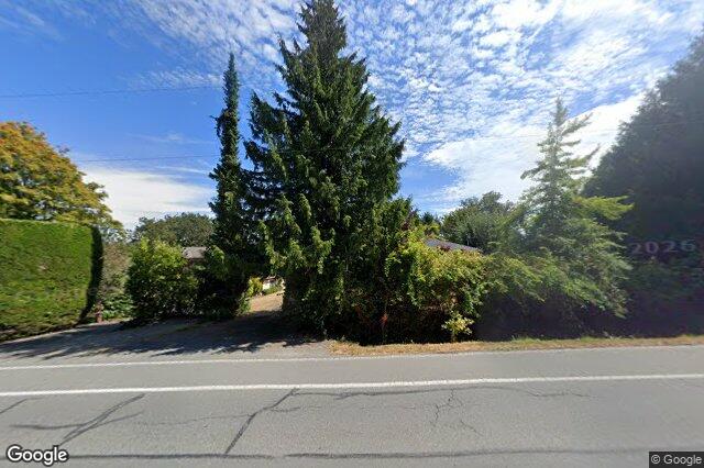 Street view of 9255 East Saanich Rd, North Saanich