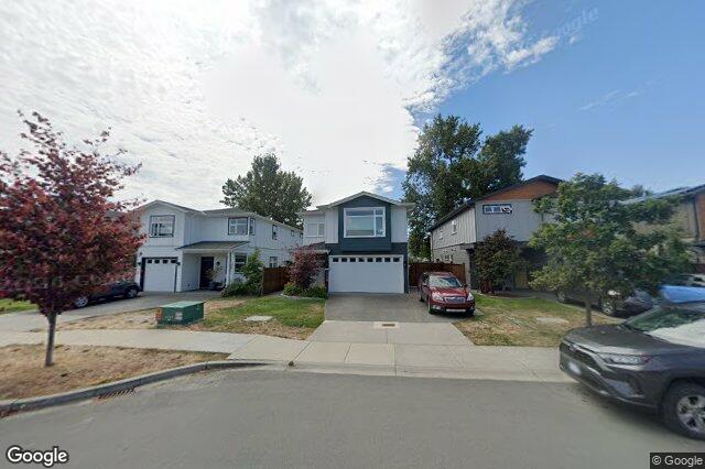Street view of 2271 Deerbrush Cres, North Saanich