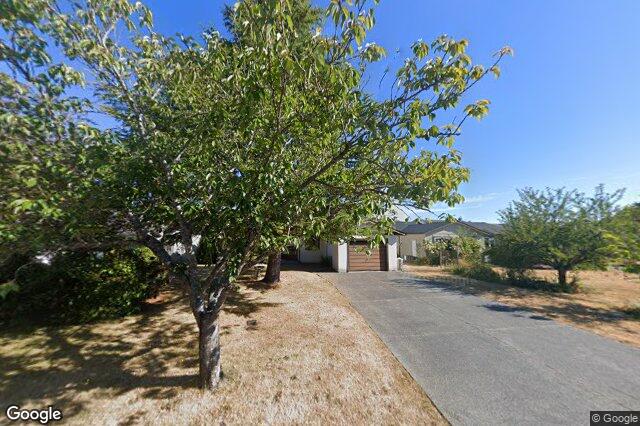 Street view of 2036 Winmeadow Pl, Sidney
