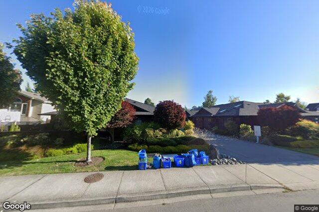 Street view of 4 – 2340 Oakville Ave, Sidney