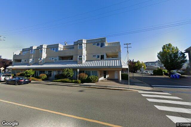 Street view of 301 – 2490 Bevan Ave, Sidney