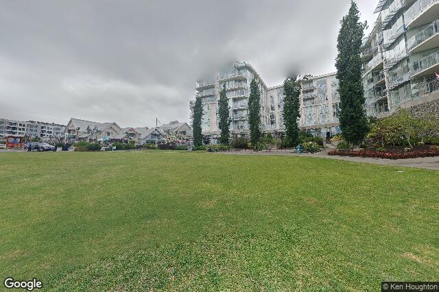 Street view of 308 – 9809 Seaport Pl, Sidney