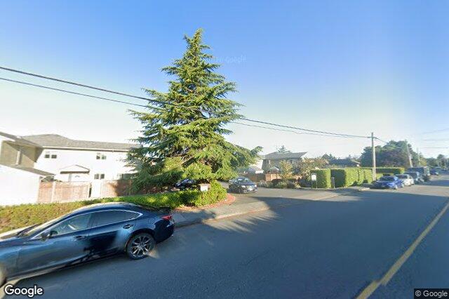 Street view of 11 – 10070 Fifth St, Sidney