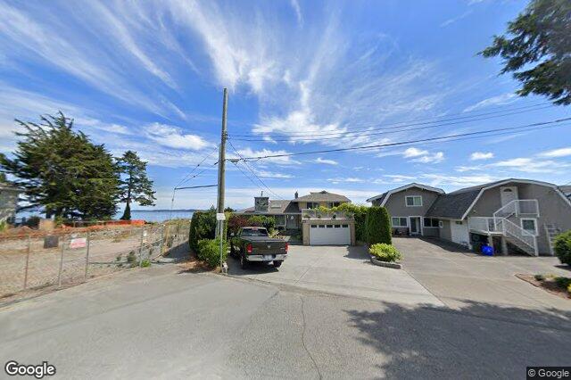 Street view of 2543 Shoreacres Rd, Sidney