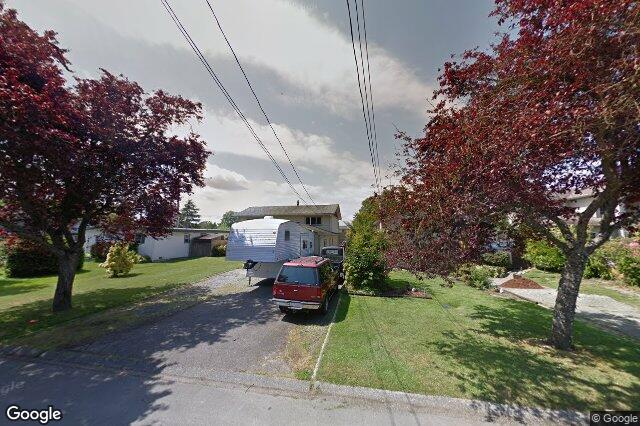 Street view of 10206 Almond St, Sidney
