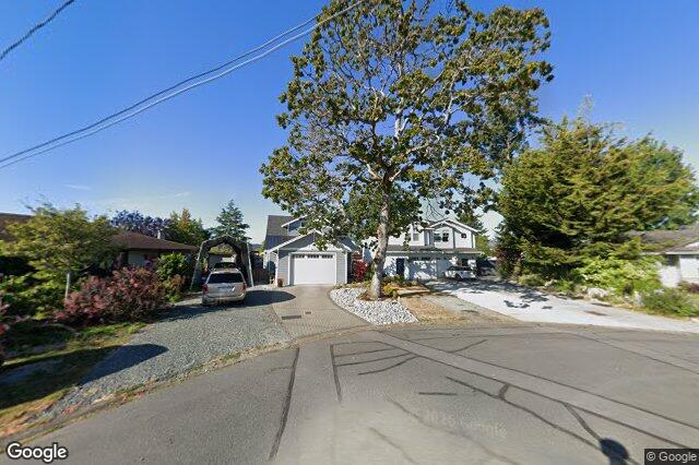 Street view of 10216 Robinia Pl, Sidney