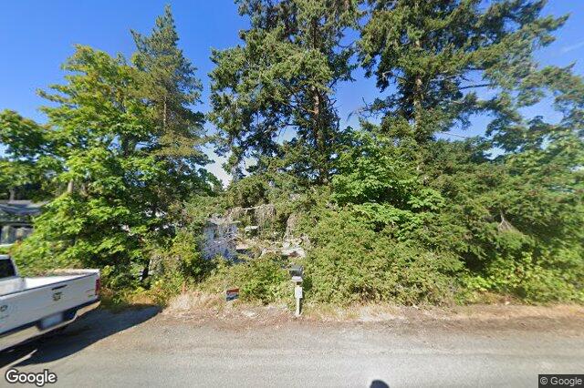 Street view of 10956 Chalet Rd, North Saanich